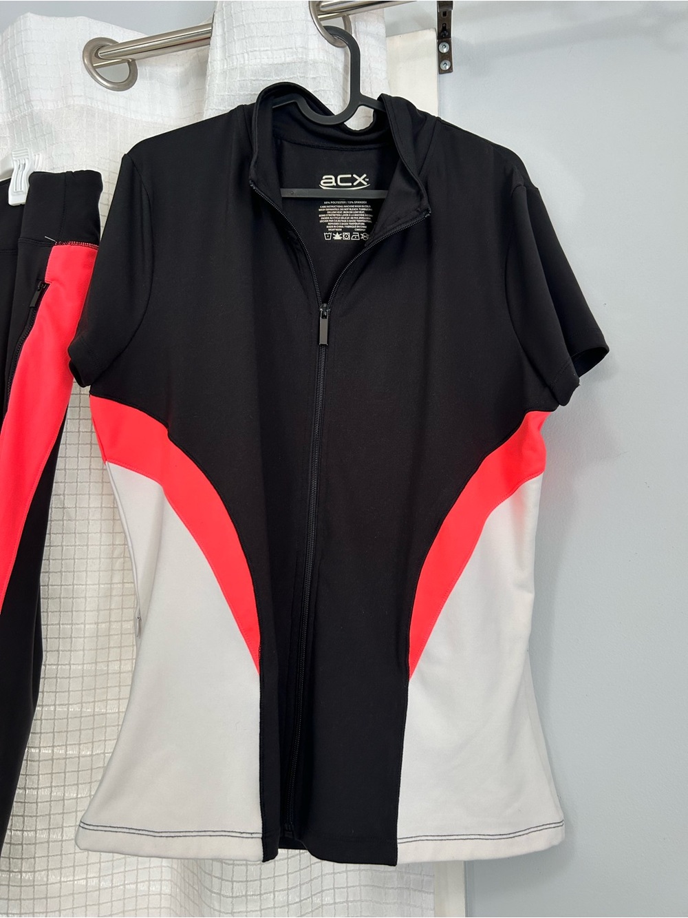 Women's Black & Coral Active Jacket and Capri Leggings Set - Picture 2 of 12